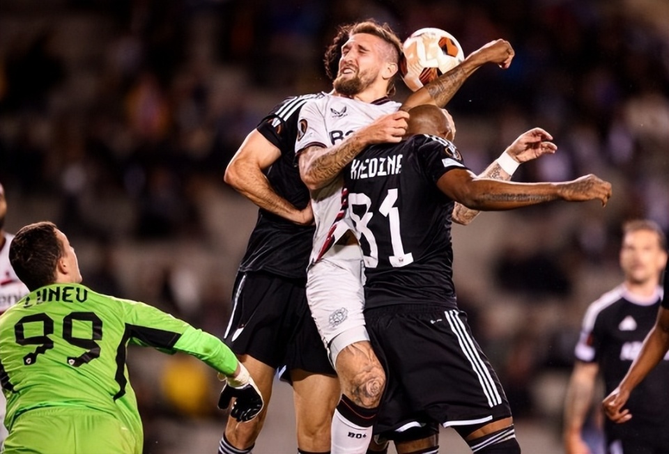 皇马中场球员爆冷挑战豪门球队,势不可挡 皇马中场球员爆冷挑战豪门球队,势不可挡