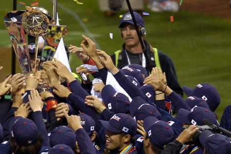 棒球总决赛即将打响,冠军归属成谜 棒球总决赛即将打响,冠军归属成谜