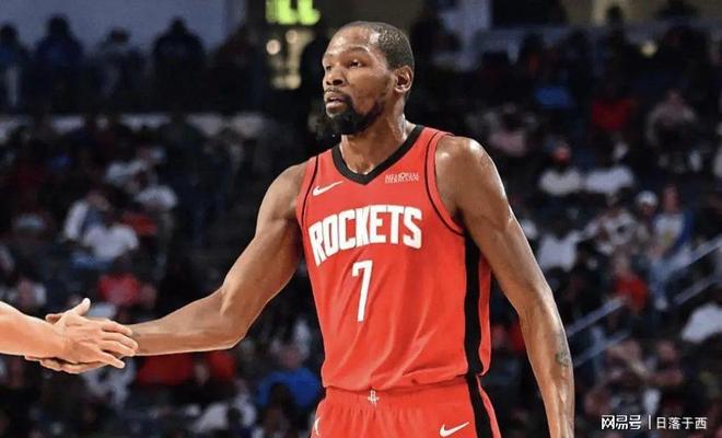 广东队逆转青岛队，杜兰特高光表现