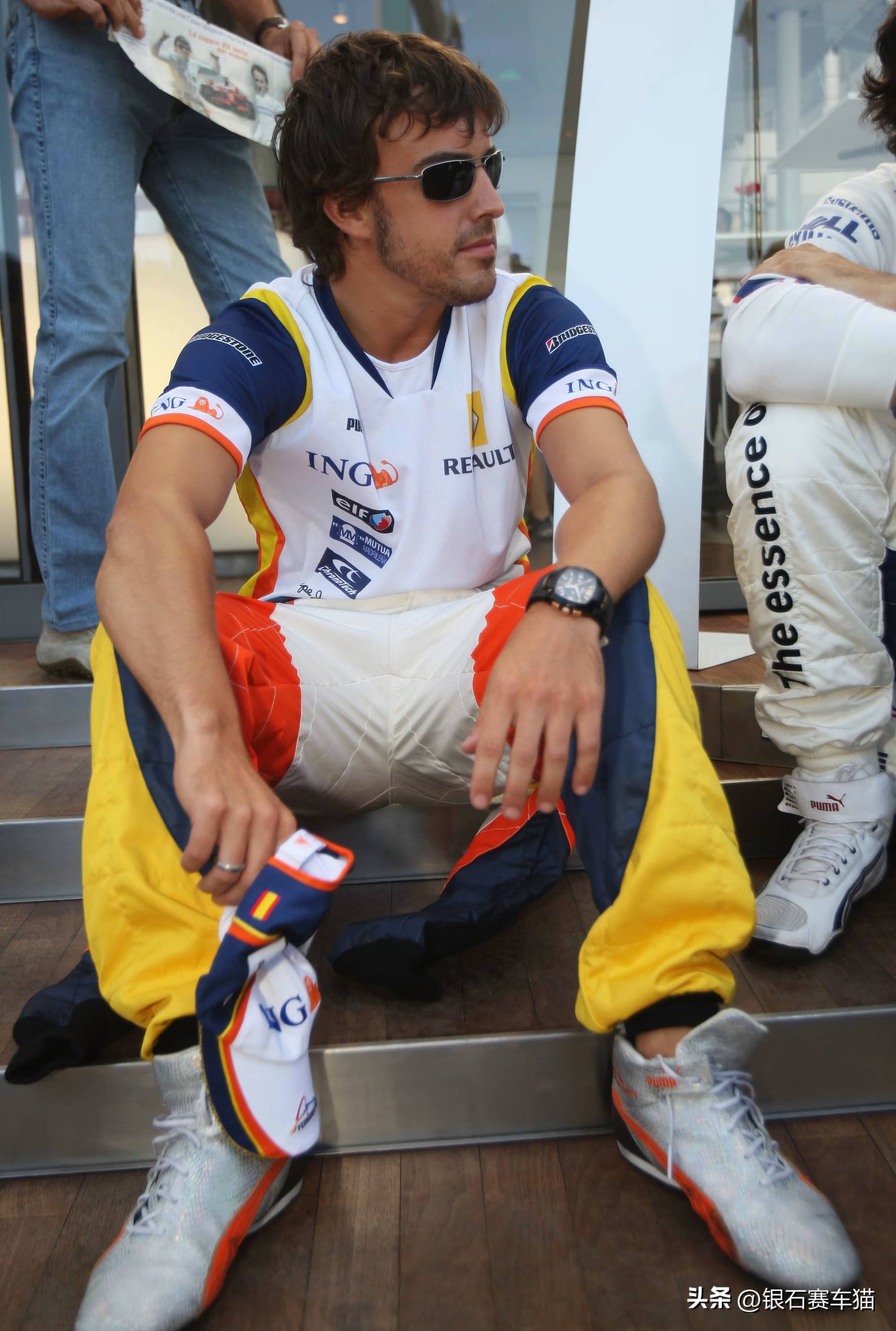 包含威廉姆斯力克雷诺车队,阿隆索关键制胜的词条 包含威廉姆斯力克雷诺车队,阿隆索关键制胜的词条