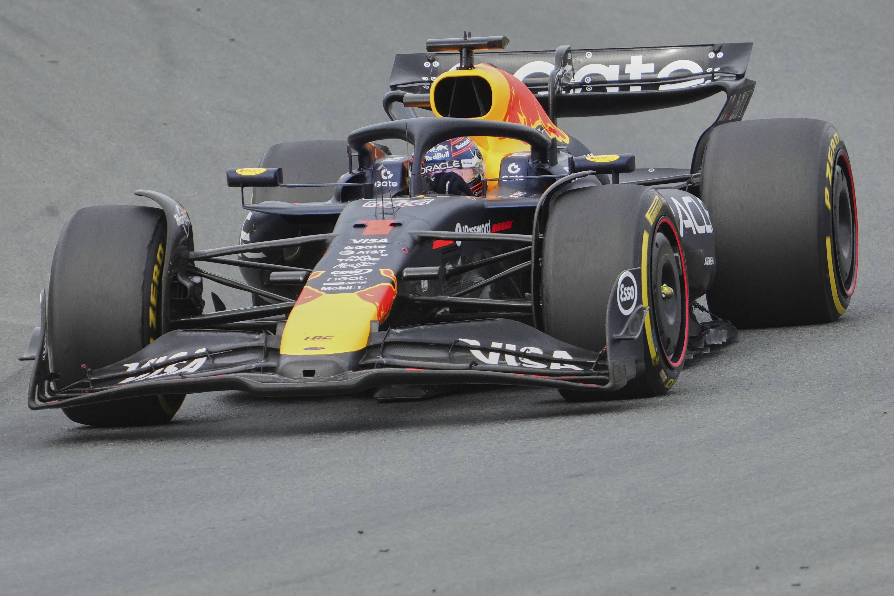 迈凯伦力克红牛二队,勒克莱尔统治全场的简单介绍 迈凯伦力克红牛二队,勒克莱尔统治全场的简单介绍