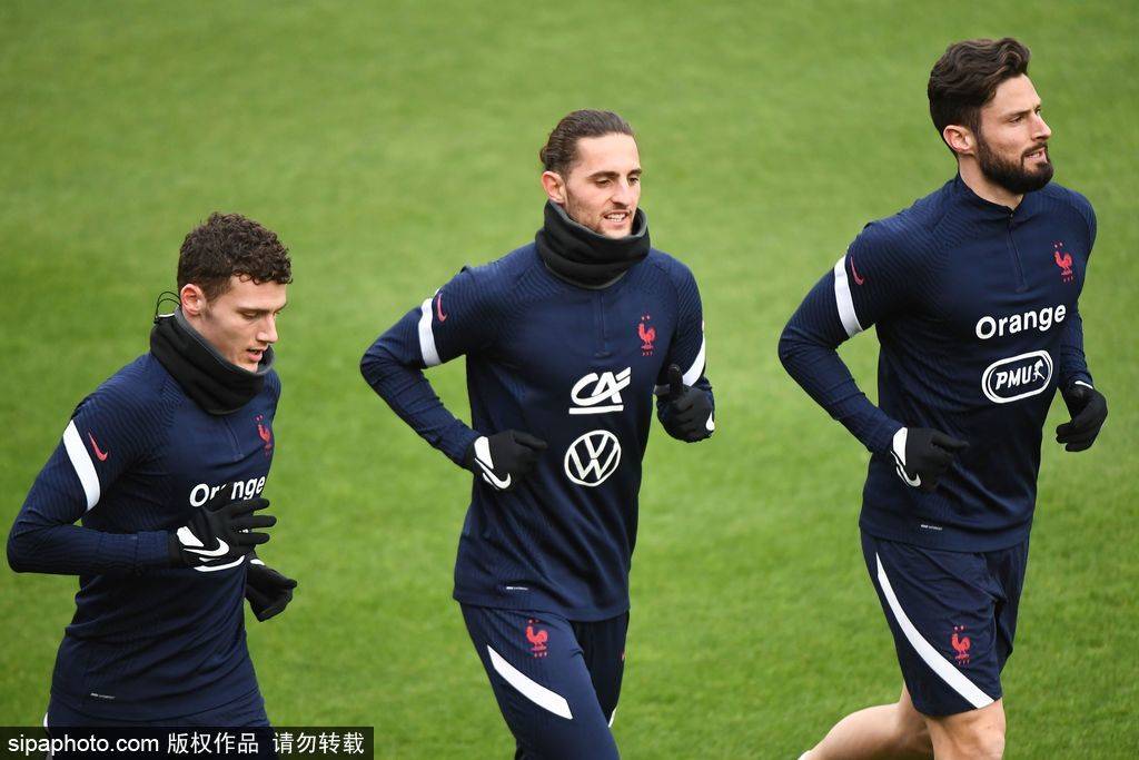 法国队绝杀奥地利队，奥恰洛夫带队取胜