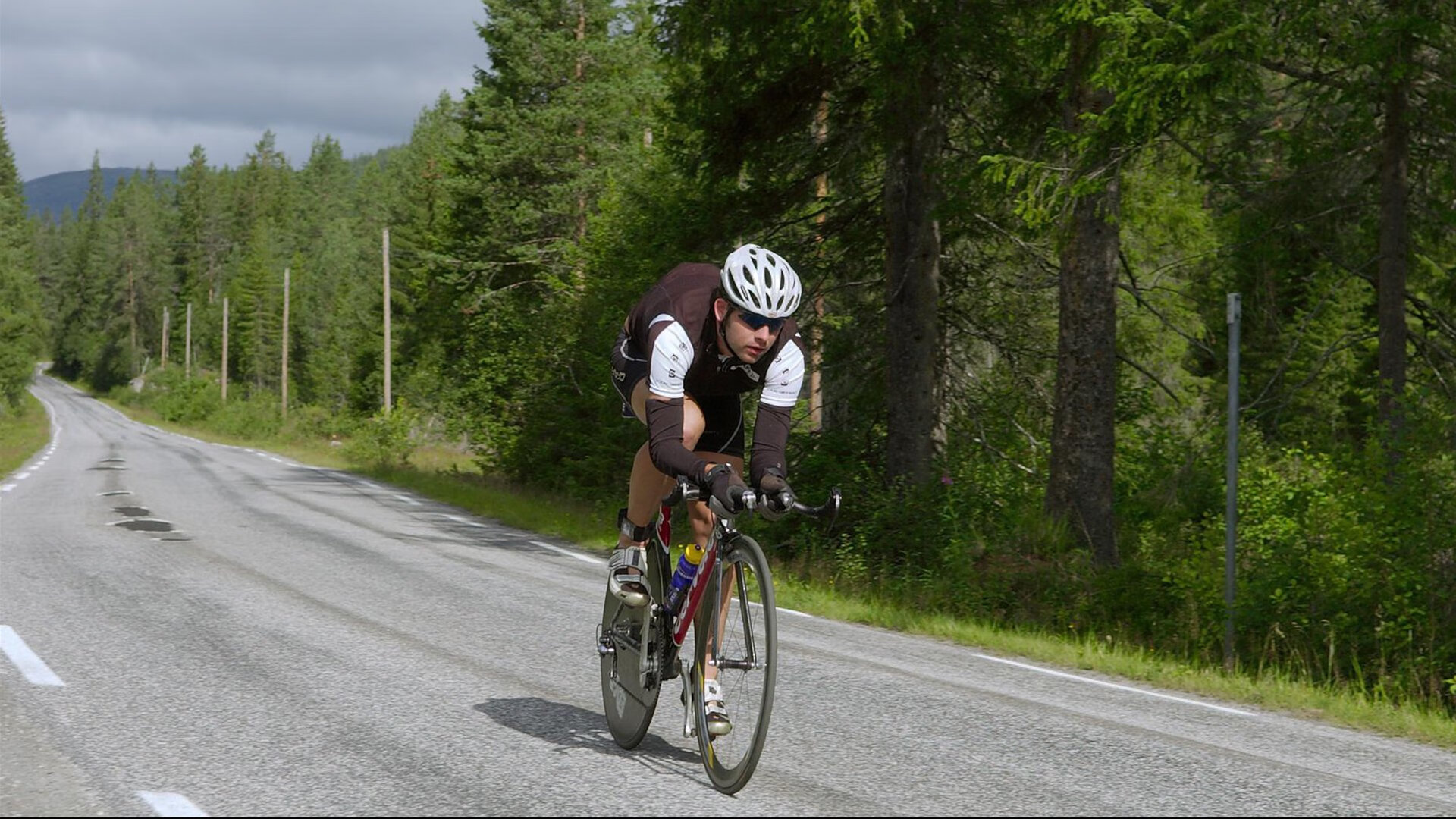 生死战亮出致命手术刀!恩佐大师级演出,比利亚雷亚尔扼住命运咽喉